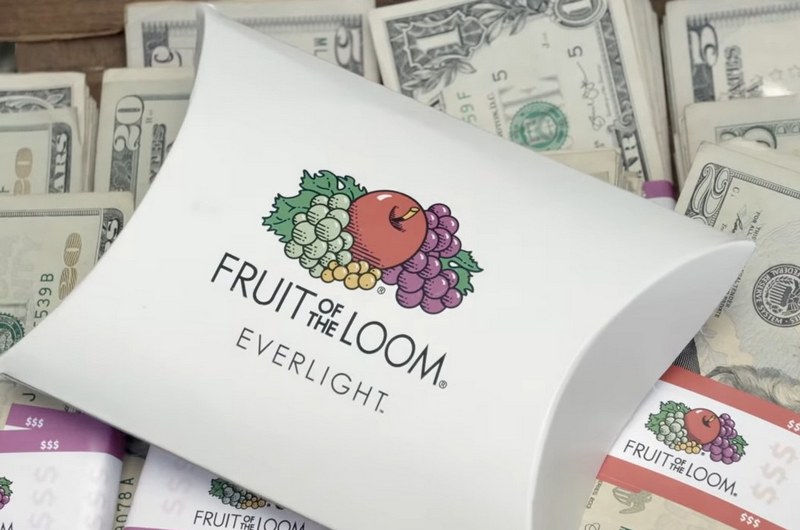 Fruit of the Loom в рамках рекламной кампании наградила внимательных жителей Нью-Йорка