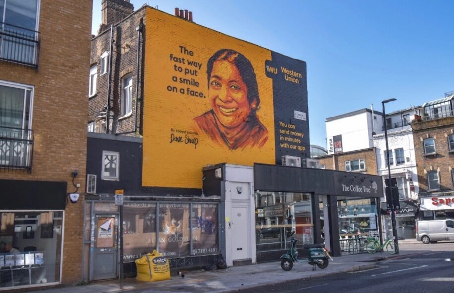 Агентство BBH показало в наружной рекламе скорость Western Union 