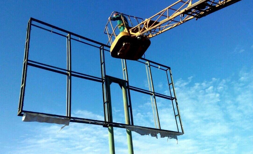 Срок демонтажа незаконной рекламы в Перми планируется сократить