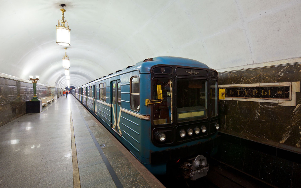ТАСС планирует запустить в метро сеть цифровых экранов
