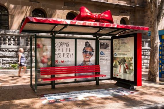 Перед Рождеством в австралийских городах появились подарочные остановки