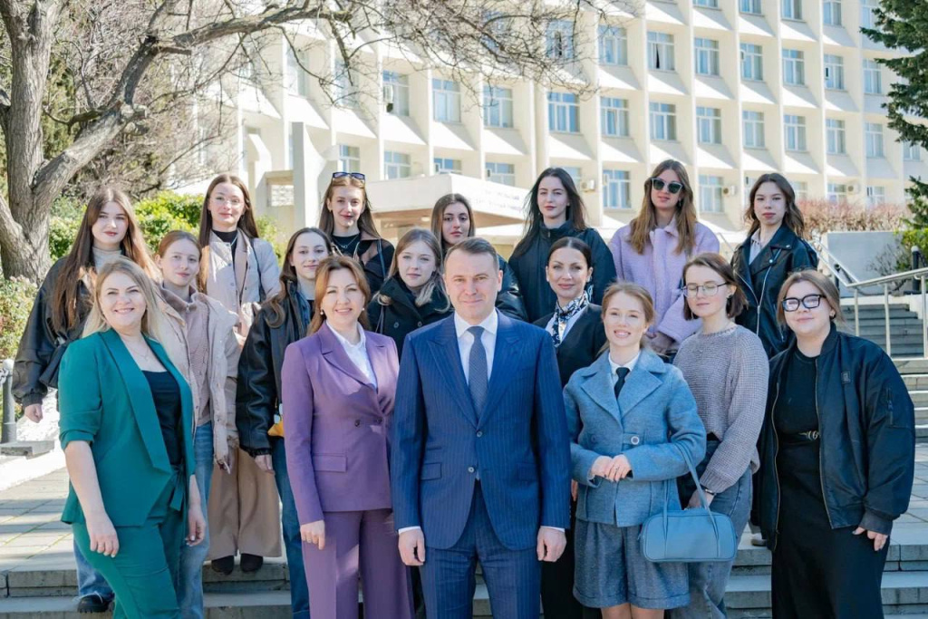 Оператор наружной рекламы «ВОСТОК‑МЕДИА» запустил авторский курс в Севастопольском университете 