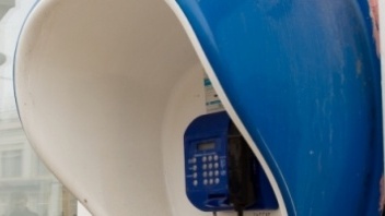 Власти Москвы запретят размещать рекламу на  таксофонах и разрешат на терминалах велопрокатов