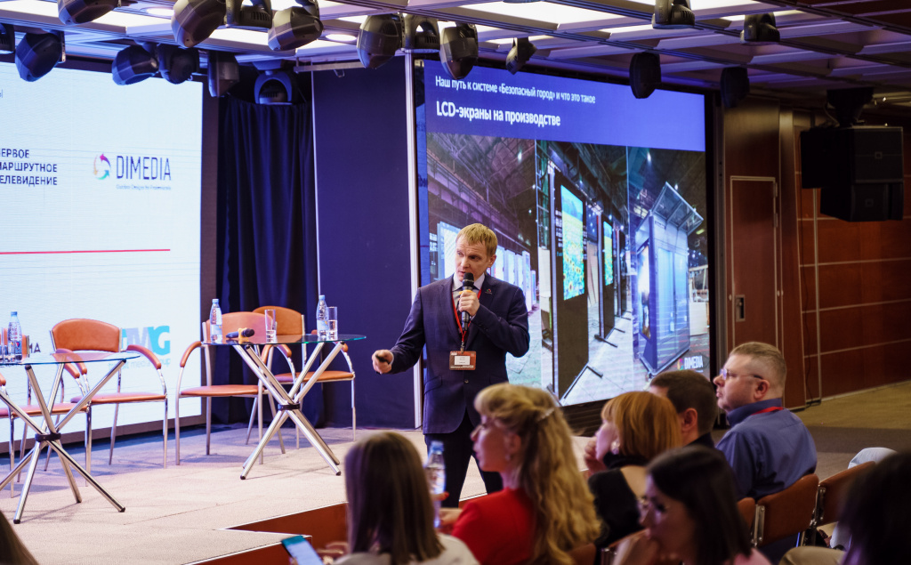 TON02746.jpg TON02746.jpg