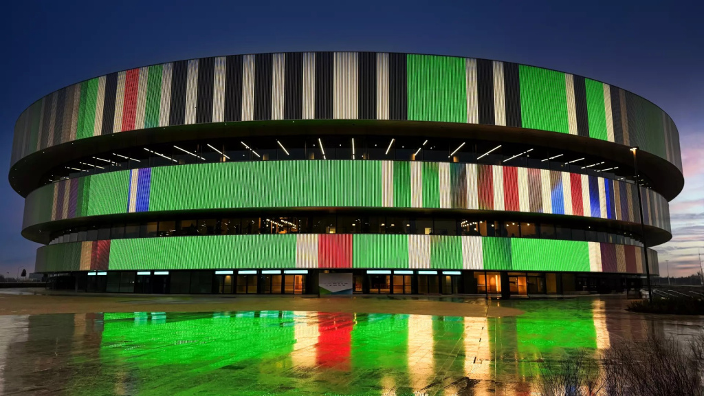 Unipol Dome2.jpg